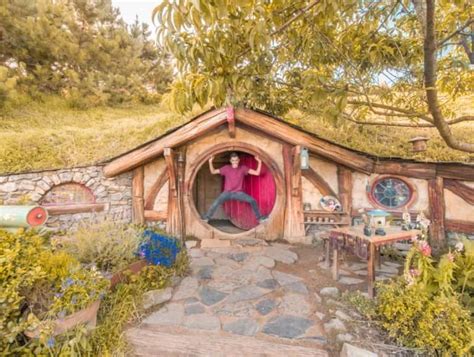 stay in a hobbit house new zealand.